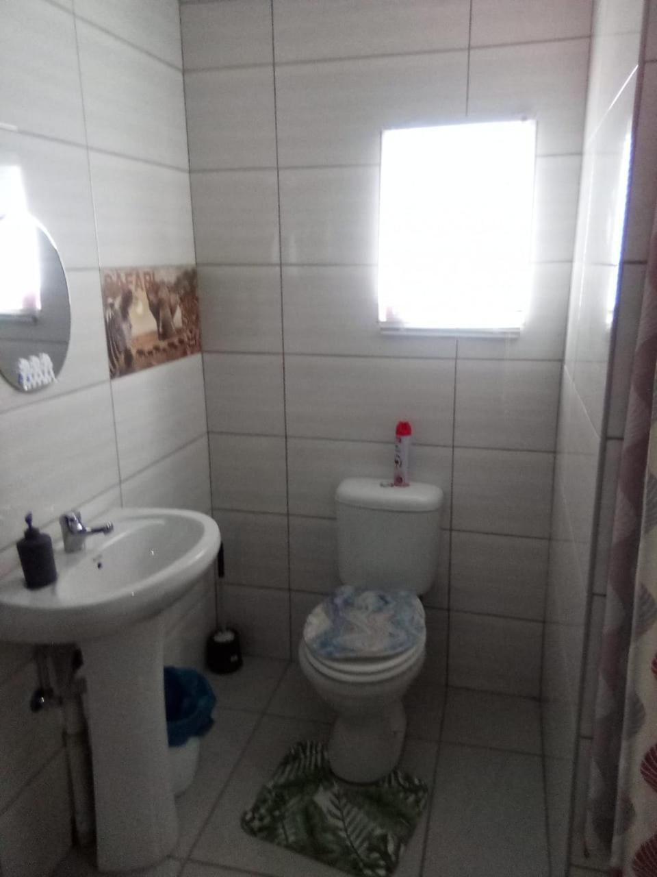 The Croc Guest House Springs  Buitenkant foto